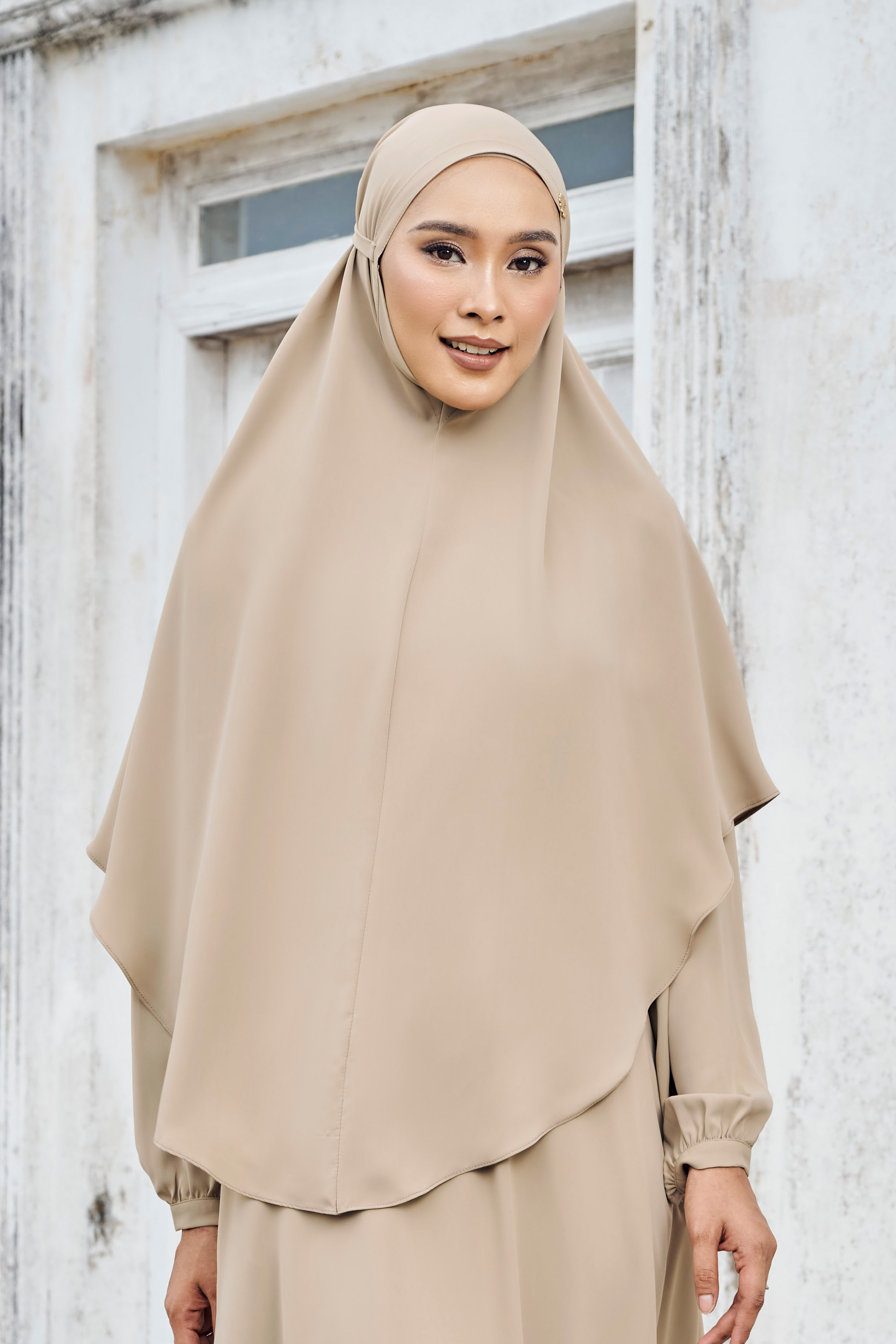 (AS-IS) KHAWLA Khimar in Soft Brown